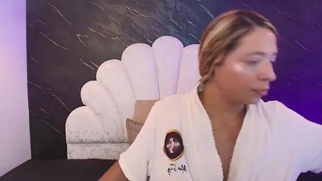  MiaBrown  online show from July 31, 2026, 12:04 pm