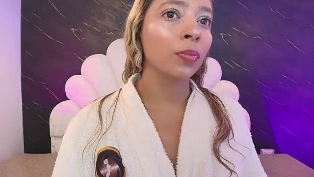  MiaBrown  online show from August 4, 2026, 12:10 pm