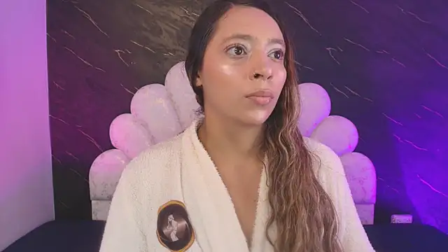  MiaBrown  online show from May 1, 2026, 12:10 pm