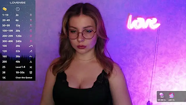 Leah Reed online show from February 24, 2025, 1:42 pm