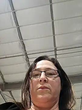 angelbaby1998 online show from January 8, 2026, 2:28 am