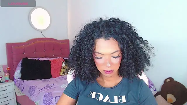 Tanedra collings online show from July 14, 2026, 3:11 am