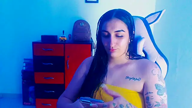 liz dirty online show from November 14, 2025, 10:57 pm