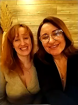 DonnaMagdalena online show from March 19, 2025, 6:35 am