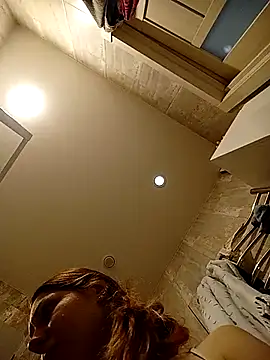  Sweet Love  online show from February 10, 2026, 12:37 pm