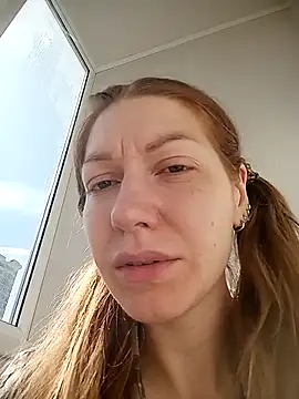  Sweet Love  online show from September 13, 2025, 9:31 am