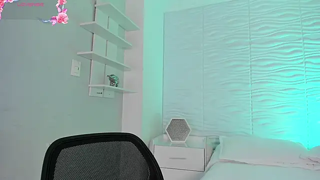 CamileHolmes online show from February 27, 2026, 4:56 am