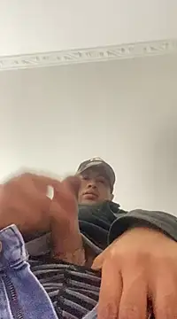 Luismimor93 online show from March 17, 2025, 4:51 am