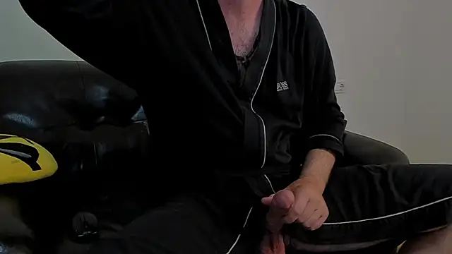 KingMalcom online show from June 12, 2026, 9:51 am