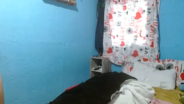 clarisse69 online show from February 13, 2025, 7:21 pm