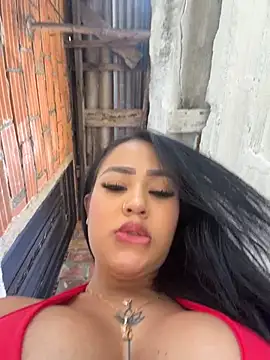 Luisa Fernandaa online show from May 3, 2026, 9:07 pm