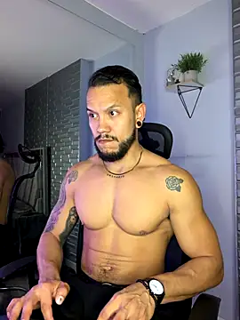 ARON TAYLER01 online show from December 20, 2025, 10:29 am