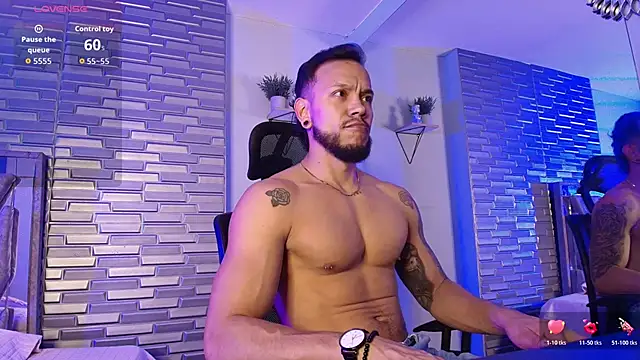 ARON TAYLER01 online show from March 15, 2026, 10:22 am