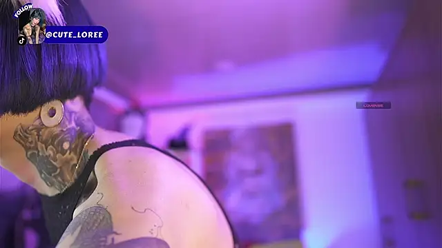 Samanthha roberts online show from September 10, 2025, 10:58 am