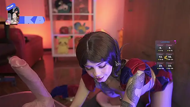 Samanthha roberts online show from September 30, 2025, 12:00 pm