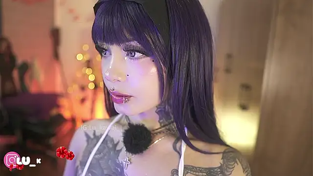 Snapshot of Samanthha_roberts chatting on June 11, 2026, 6:38 pm Samanthha roberts online show from June 11, 2026, 6:38 pm