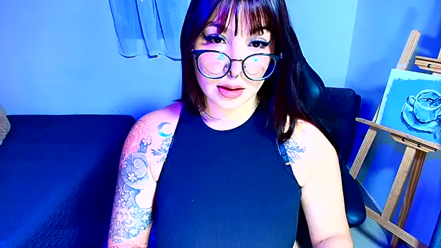 Snapshot of SweetIsabella_x chatting on June 16, 2026, 5:07 am SweetIsabella x online show from June 16, 2026, 5:07 am