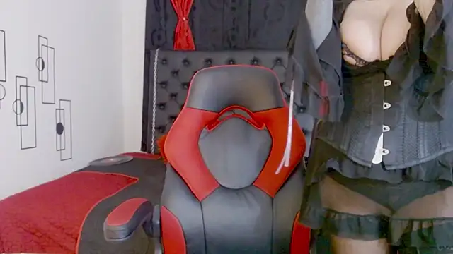 misslombana online show from September 18, 2025, 4:26 am