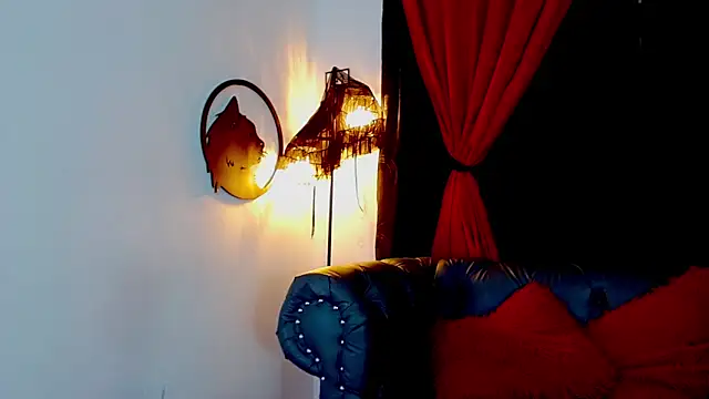 misslombana online show from June 30, 2026, 4:56 am