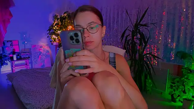 poli   online show from September 24, 2025, 9:05 am