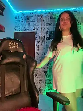 demonaughtyyy online show from March 21, 2025, 3:12 am