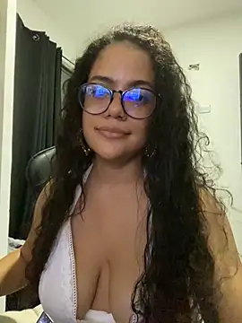 demonaughtyyy online show from September 22, 2025, 3:56 am