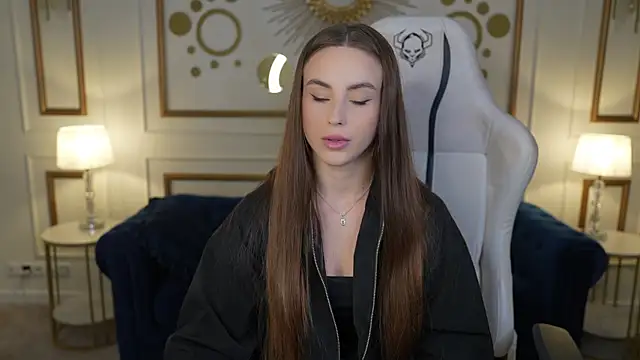 Elice Dream online show from October 5, 2025, 2:52 pm