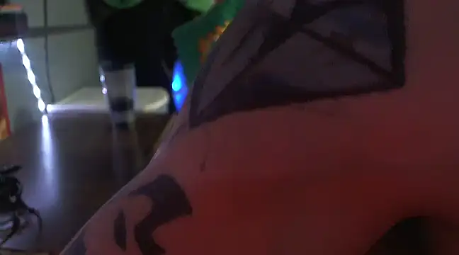 CloudDadddyyy420 online show from March 10, 2025, 8:45 pm