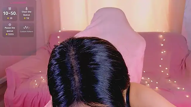 Wendy  Hills online show from March 19, 2026, 9:53 am