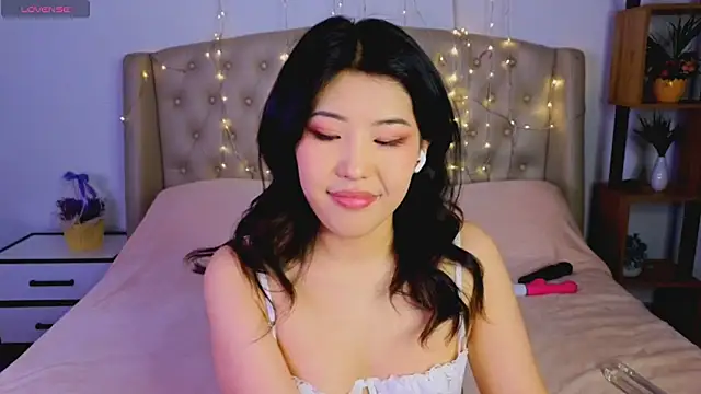 Wendy  Hills online show from March 16, 2025, 5:17 pm