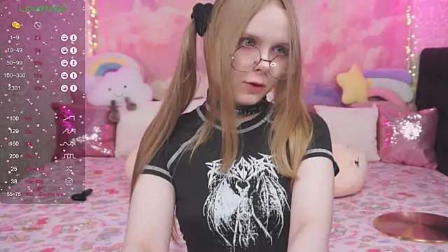 minx g1rl online show from March 17, 2025, 6:40 am