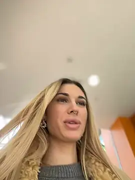 Charming Ritta online show from March 4, 2025, 7:08 am