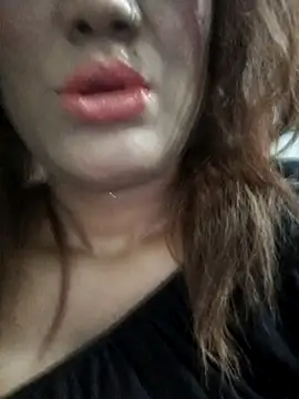 Indianpleasure300 online show from March 1, 2025, 8:21 pm