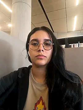 Annya-sweet online show from October 15, 2025, 2:47 pm