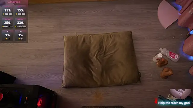 Redhead Shark new online show from October 31, 2025, 1:19 pm