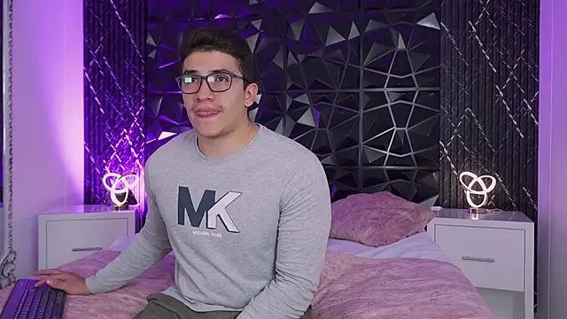 JeffDaltton online show from December 16, 2025, 8:46 pm