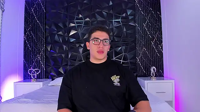 JeffDaltton online show from October 31, 2025, 7:54 pm