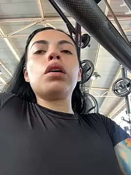 i am nina  online show from June 20, 2026, 7:19 pm