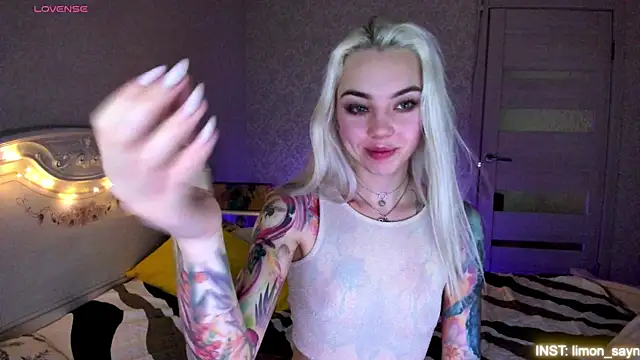 LillyMoure  online show from August 8, 2026, 11:12 pm