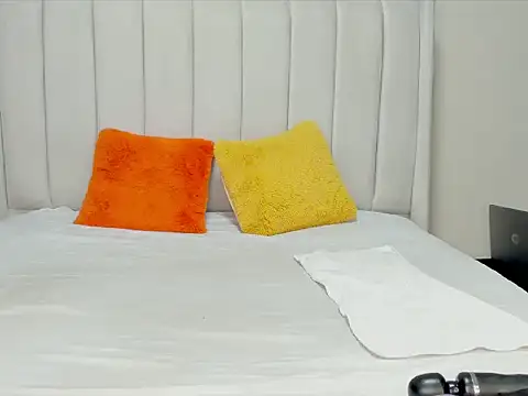  heavenlysent online show from September 28, 2025, 3:24 am