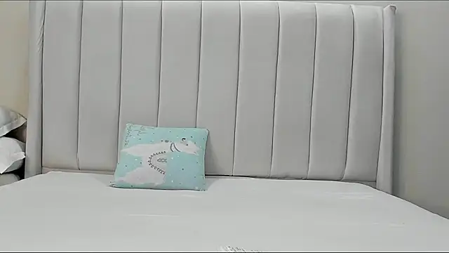  heavenlysent online show from August 6, 2026, 4:51 am