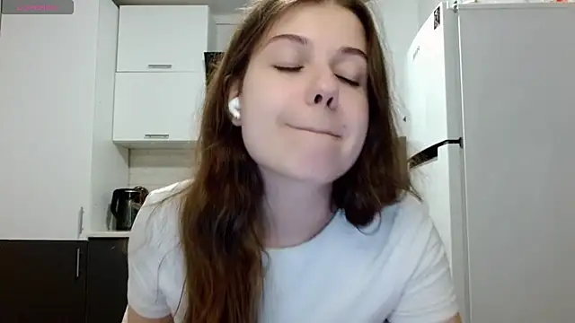 SayMeow  online show from May 31, 2026, 9:37 pm