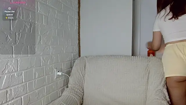 SayMeow  online show from September 18, 2025, 3:15 pm