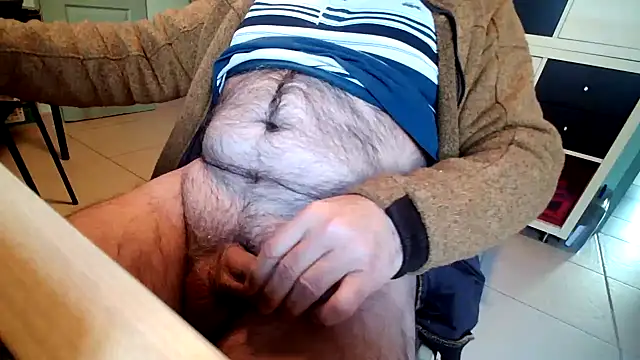 Snapshot of Dan3106x chatting on December 23, 2024, 1:03 pm Dan3106x online show from December 23, 2024, 1:03 pm