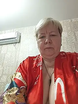 EffectFiona online show from March 10, 2026, 12:36 am