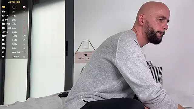 Snapshot of tim_beard chatting on March 10, 2026, 4:11 pm tim beard online show from March 10, 2026, 4:11 pm