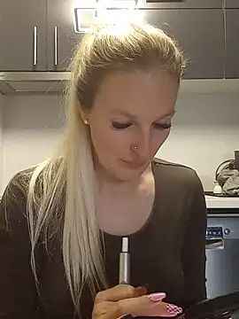 MaviePearl online show from January 23, 2025, 9:08 am