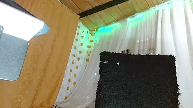 Snapshot of angel_bonbom chatting on February 18, 2026, 10:22 am angel bonbom online show from February 18, 2026, 10:22 am