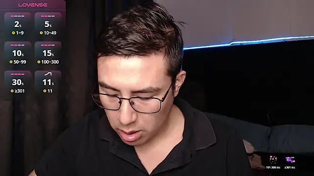 Snapshot of andrewmhilton_ chatting on February 8, 2026, 6:11 am andrewmhilton online show from February 8, 2026, 6:11 am