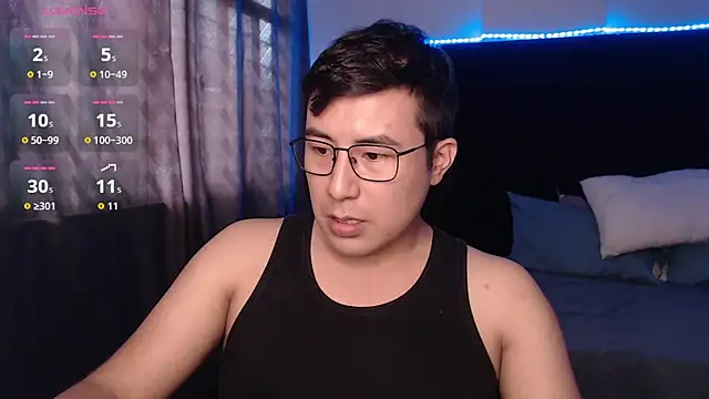 Snapshot of andrewmhilton_ chatting on February 26, 2026, 9:48 pm andrewmhilton online show from February 26, 2026, 9:48 pm